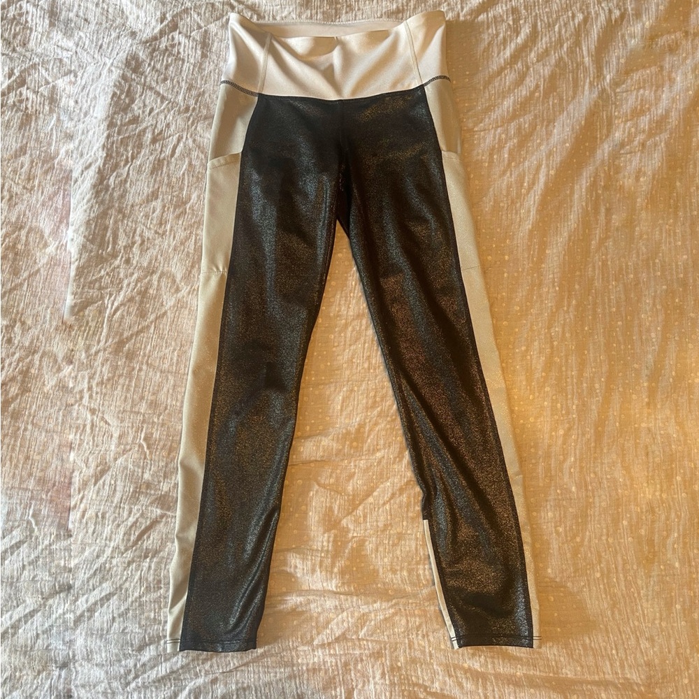 💲 Women’s Shimmery Black Cream and Silver Color block Leggings with Pockets
